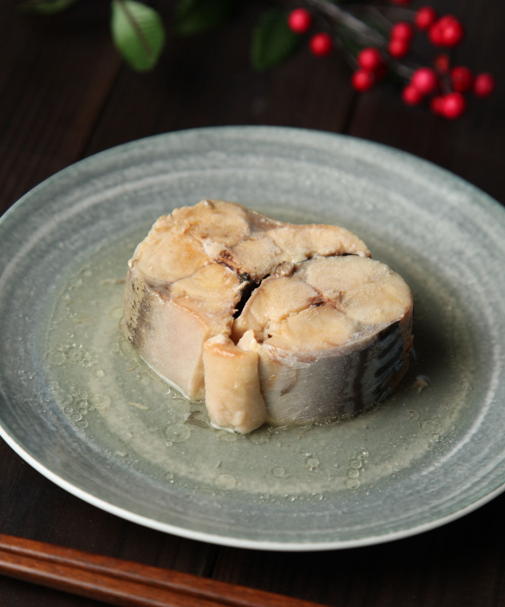 S-005 鯖缶 水煮 648円(税抜)