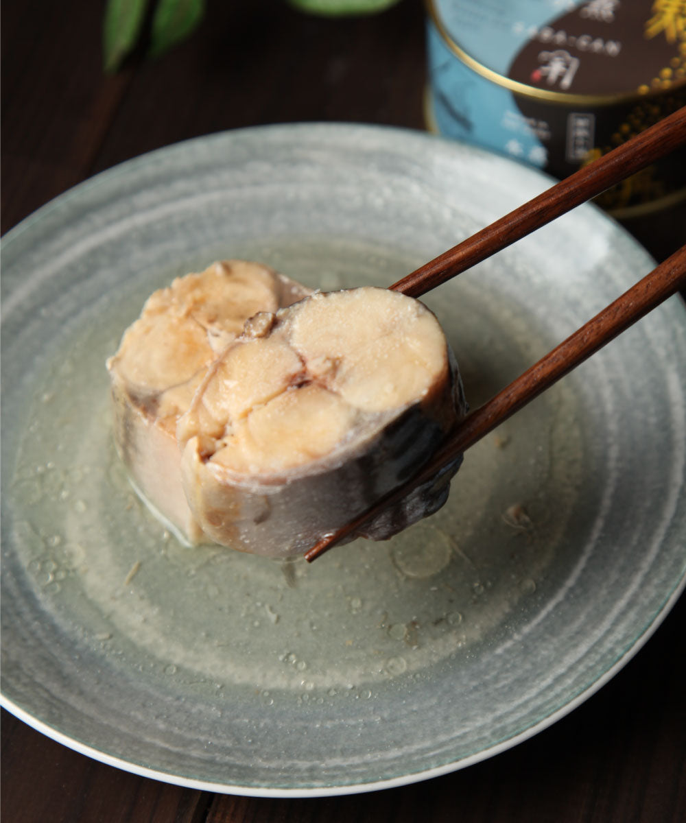 S-005 鯖缶 水煮 648円(税抜)